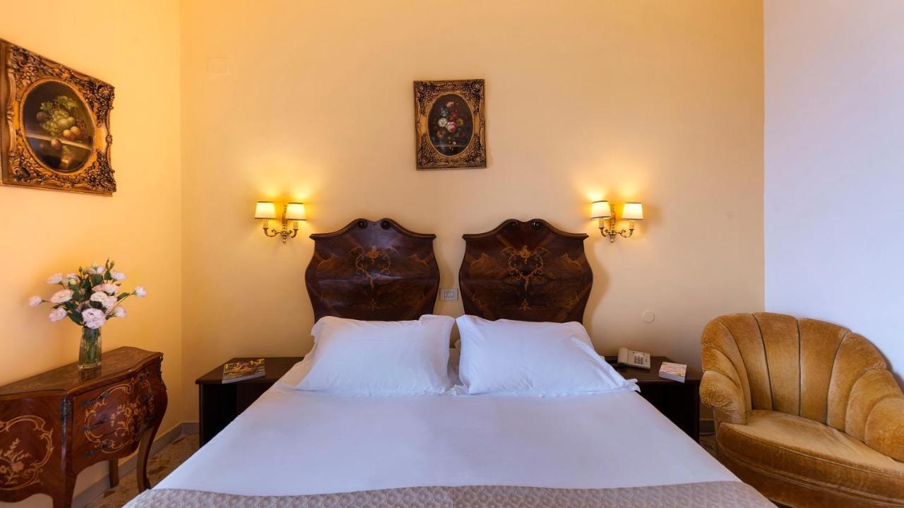 Hotel Cristina Sant'Agnello Ngoại thất bức ảnh